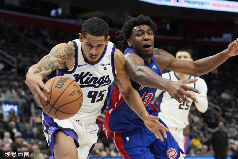 球比赛中人 球比赛中人