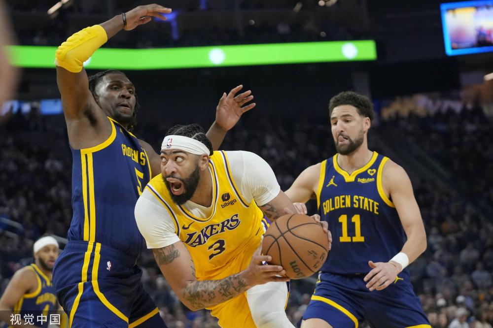 现了他的体 现了他的体